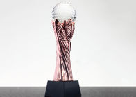 راتنج مخصص كأس الكأس مع كرة بلورية لجائزة نهاية العام لكرة القدم