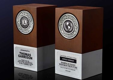 جائزة الألومنيوم قاعدة خشبية اللوحات التذكارية شعار مخصص 3D للمؤسسة