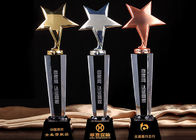 الجوائز كريستال اليدوية والجوائز مع نجمة ذهبية / فضية / برونزية المعادن