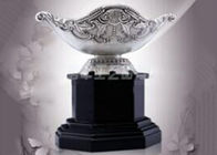 كبيرة الحجم مخصص مخصص كأس الكأس سبائك أعلى قاعدة الخشب لجوائز الفائزين